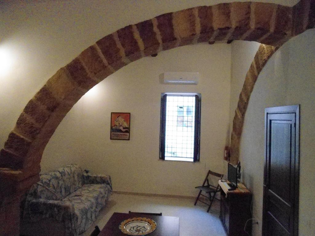 Residence Marsala Antica Habitación foto